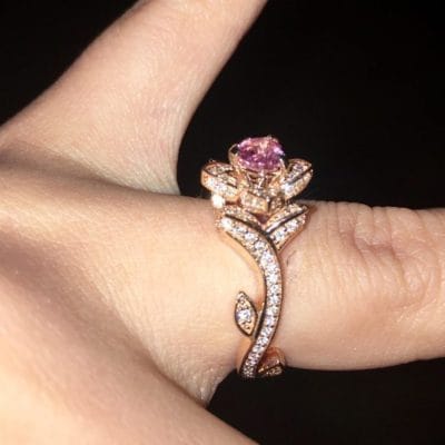 Stunning+diamond+and+pink+heart+engagement+ring