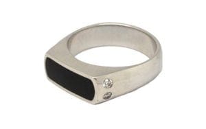 Contemporary Men's signet ring - Portfolio